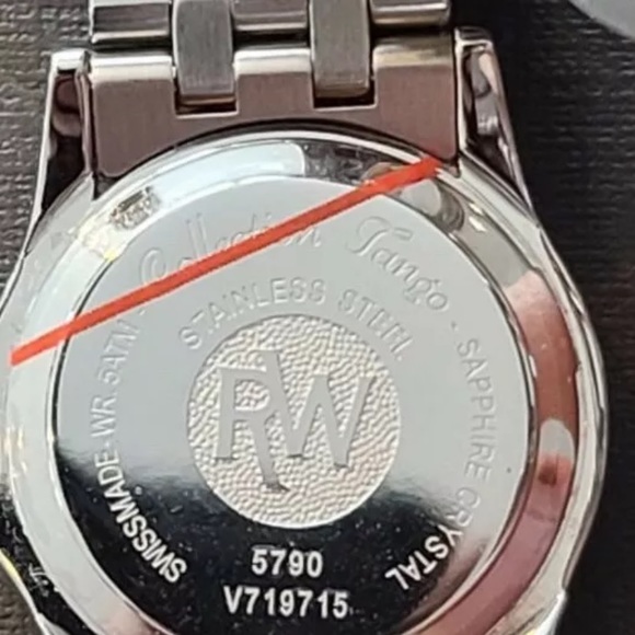 Raymond Weil women’s 5790-STO-00995 Tango Diamond two-tone stainless steel watch - Picture 3 of 7